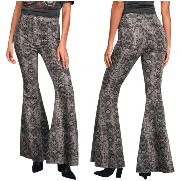 We The Free Just Float On High Rise Flare Jeans Snake Print Sz 28 Like New - Picture 1 of 10